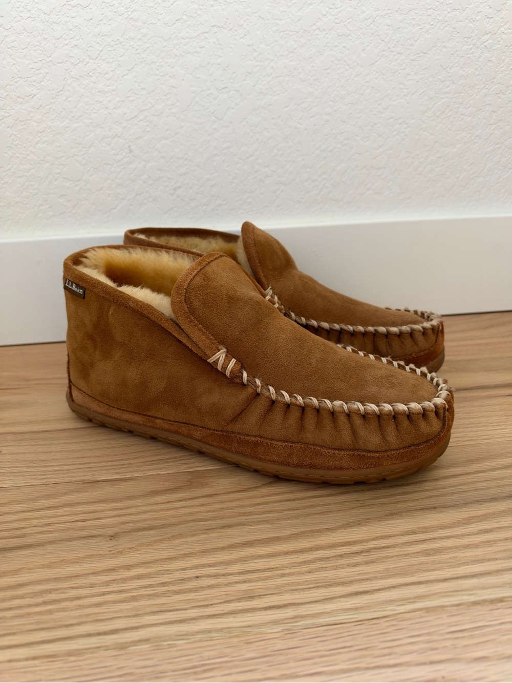 L.L. Bean Wicked Good Slippers Boot Moccasins in Chestnut Suede Sz 10 Cozy Fall